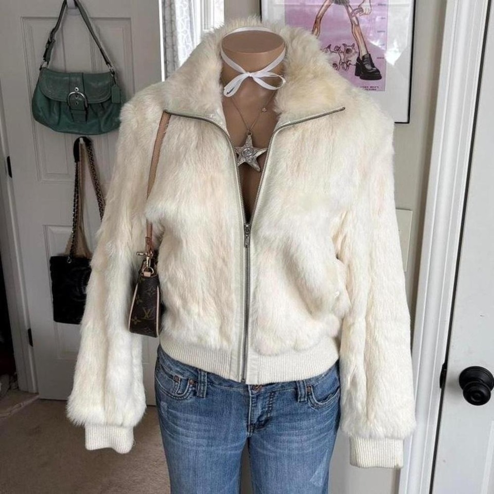 Vintage 90s Wilson's Leather Maxima white genuine rabbit fur & leather jacket